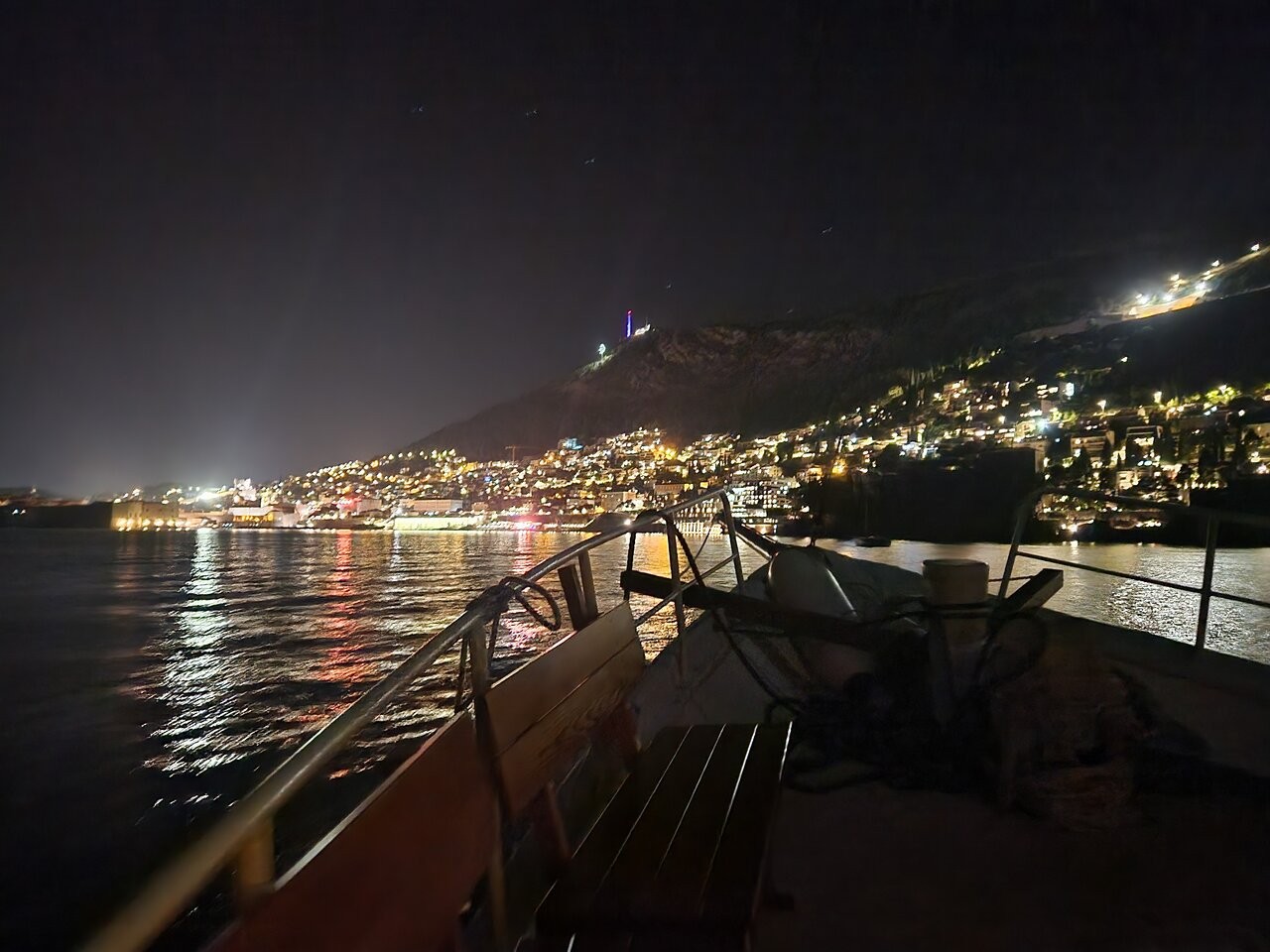 Dubrovnik Elafiti Cruise Sunset 22.jpg